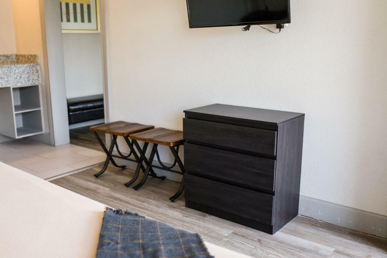 Merit Inn And Suites ボーモント エクステリア 写真