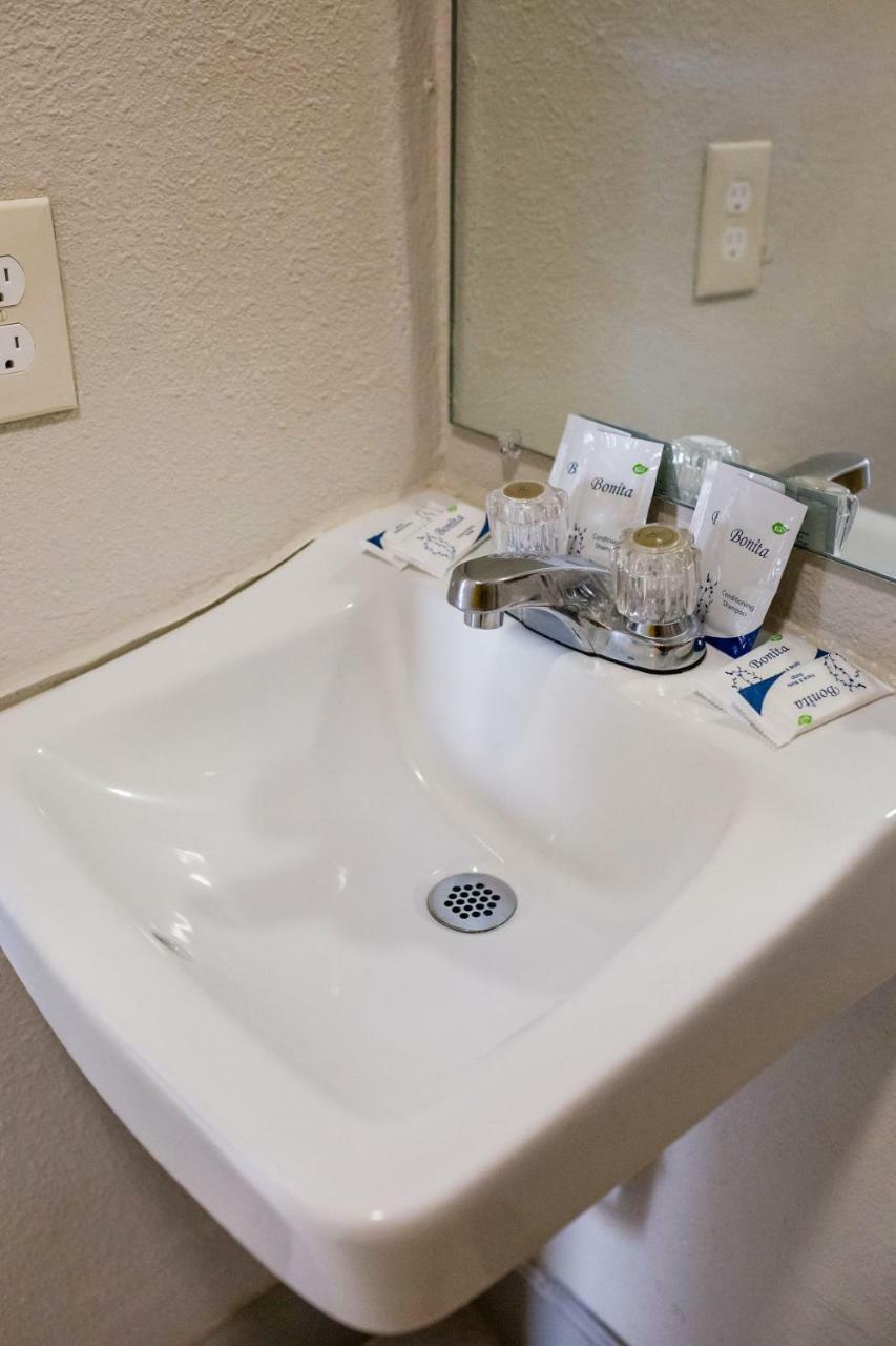 Merit Inn And Suites ボーモント エクステリア 写真