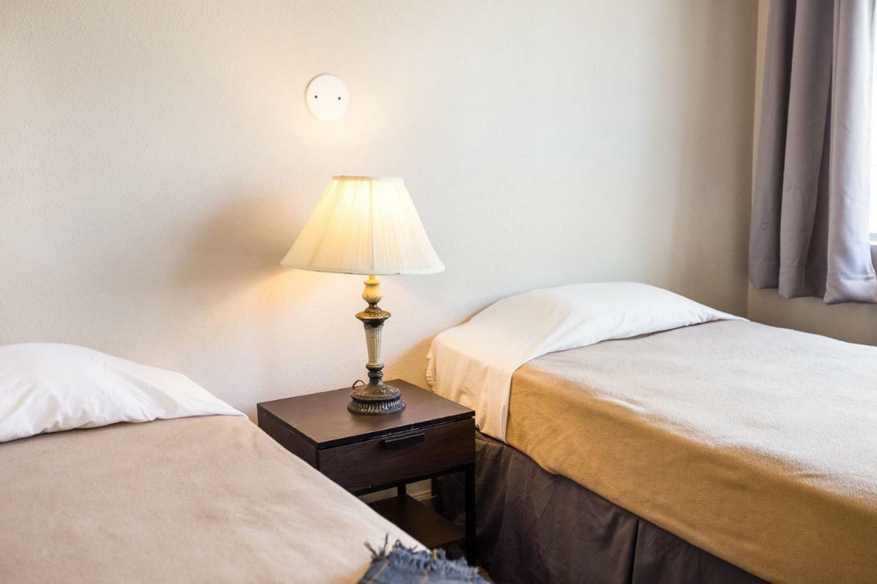 Merit Inn And Suites ボーモント エクステリア 写真